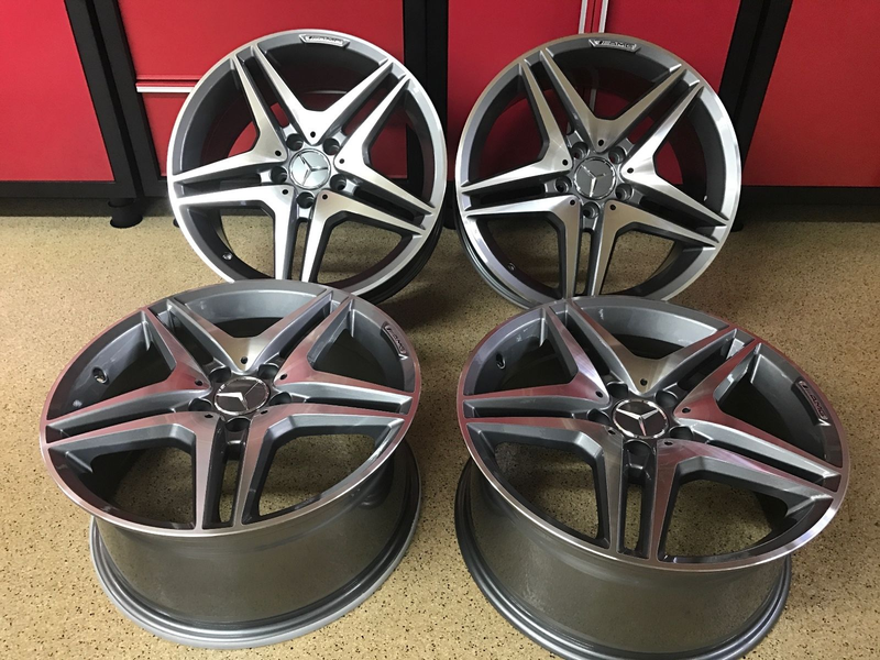 Illustration for article titled What wheels would you put on a CLK550